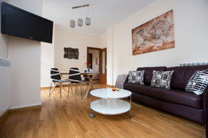Read more about the article Vintage 3 bedroom apartment in Haro